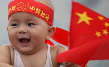 Több száz csecsemőt szabadítottak ki gyermekkereskedőktől Kínában