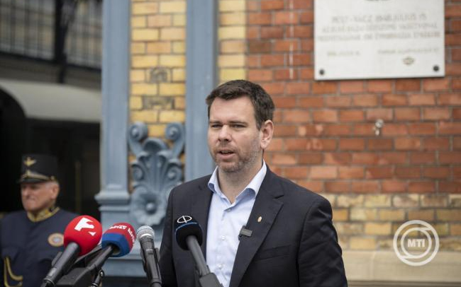 Vitézy Dávid: Hamarosan kezdődik a zalaszentiváni deltavágány építése
