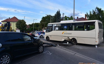 Busznak csapódott egy ittas, bedrogozott sofőr, súlyos sérülést okozott