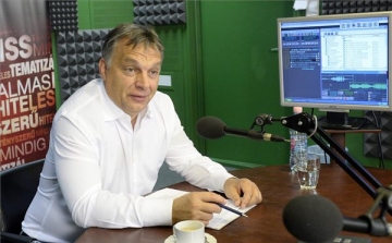 Orbán: egyharmadával biztosan csökkennek a törlesztőrészletek az elszámolási törvénnyel